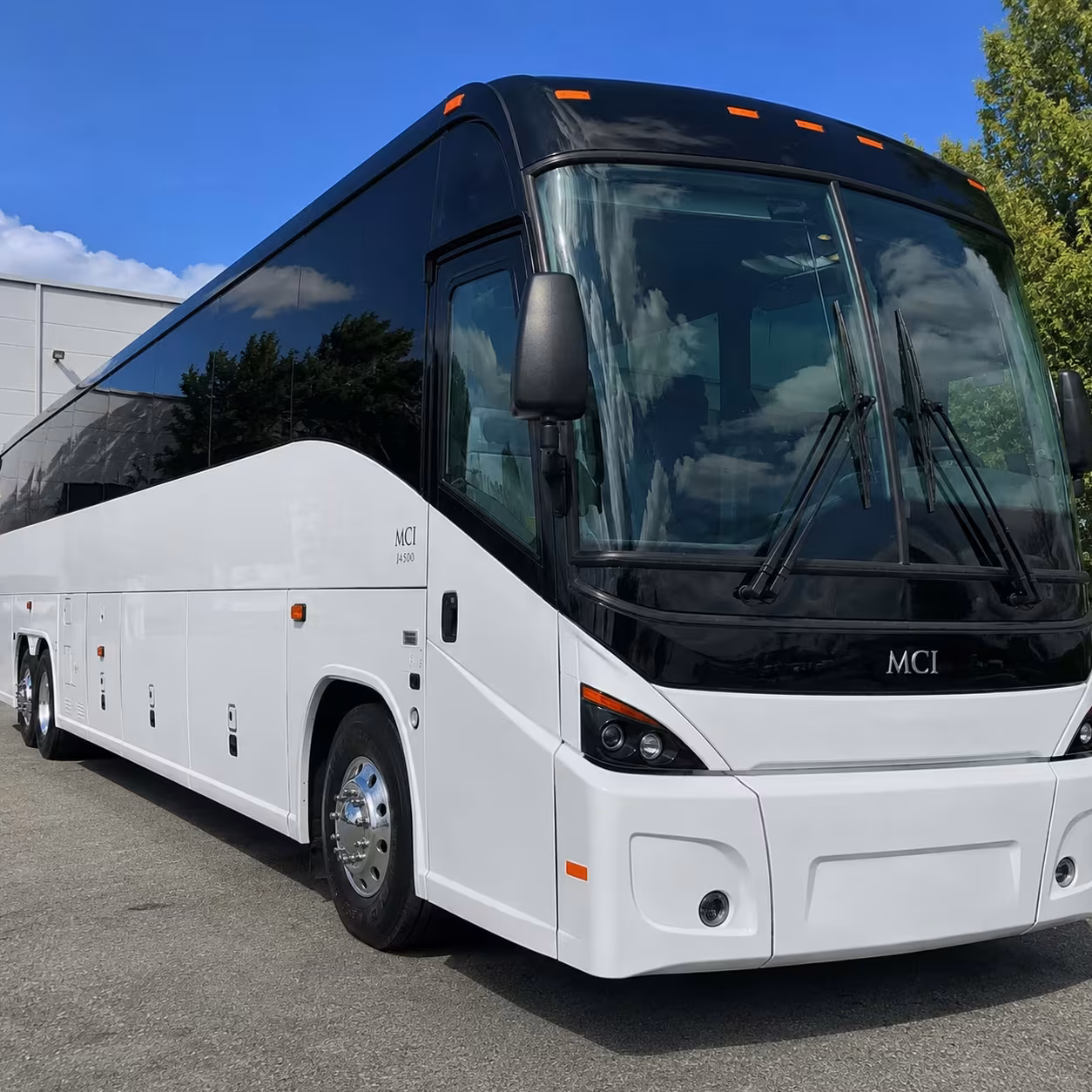 how trip distance and duration affect charter bus rates in santa monica