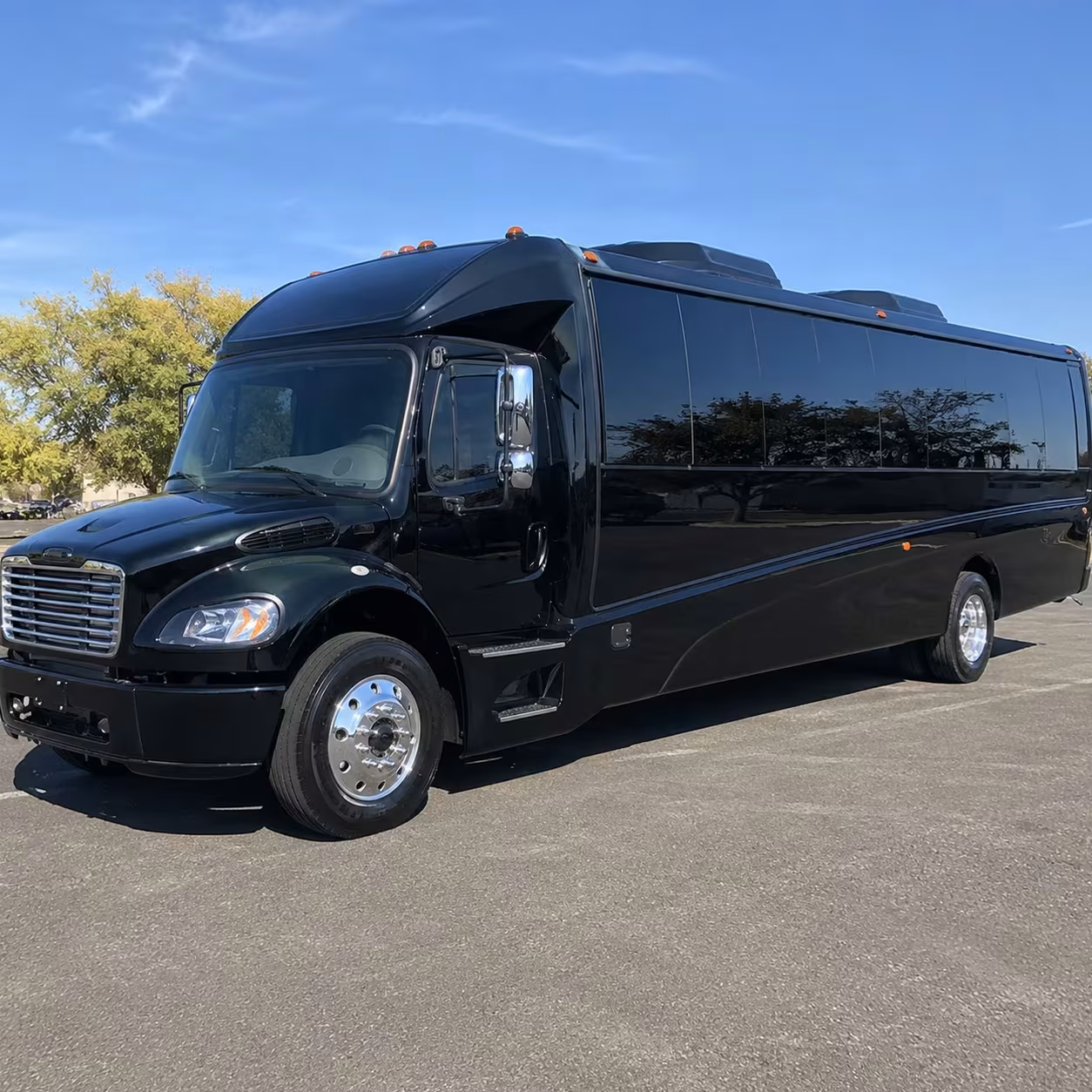 santa monica 30 passenger minibus rental