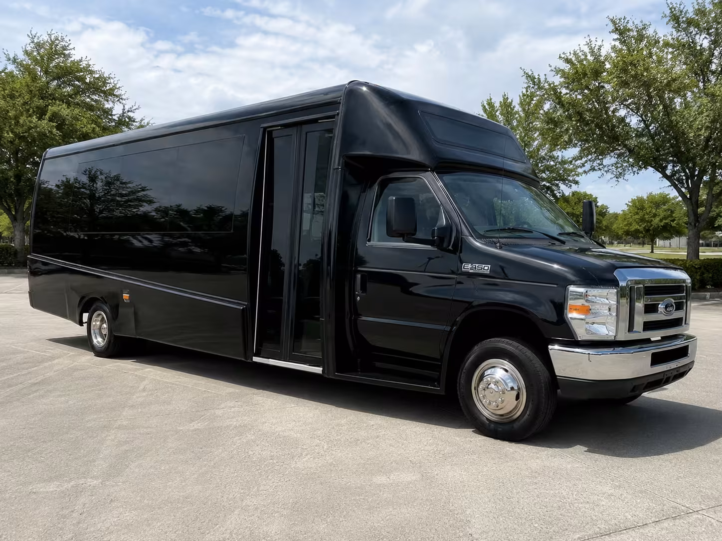 santa monica concert bus rentals