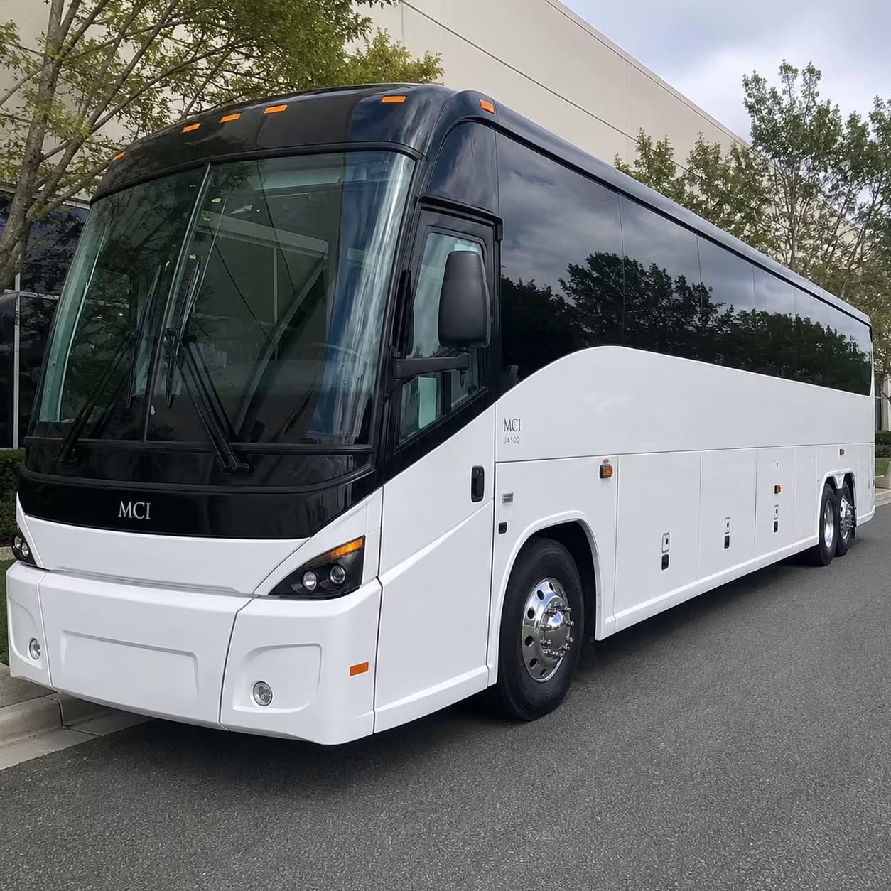 santa monica employee shuttle buses for tech and creative teams