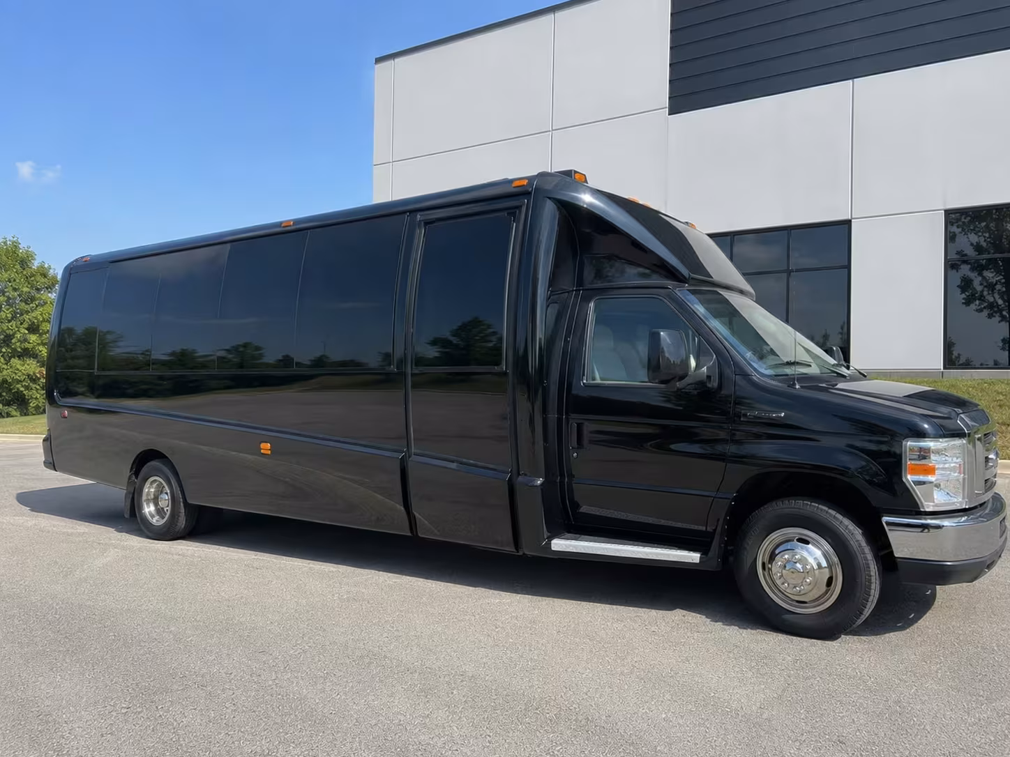 santa monica government bus rentals