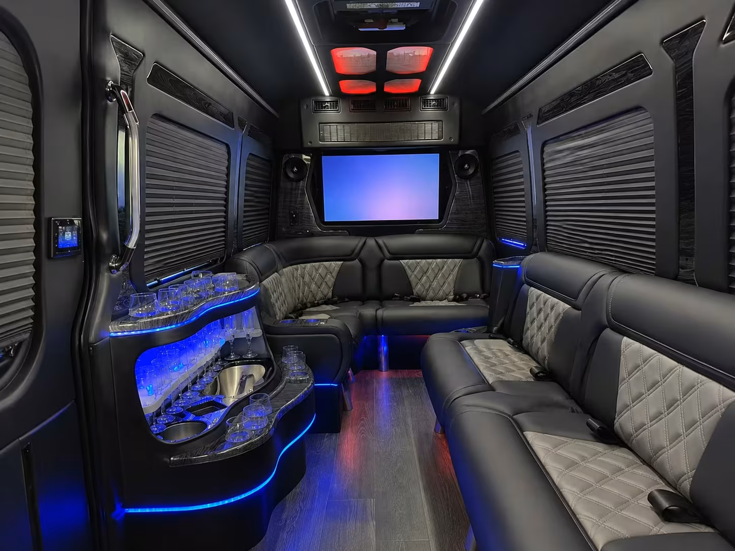 shuttle buses for santa monica pier concerts and festivals