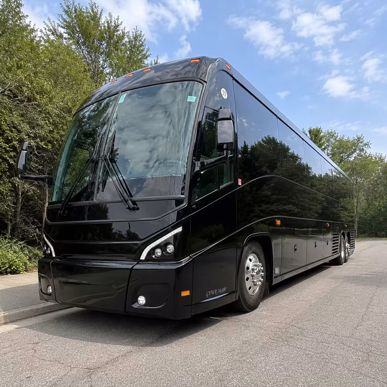shuttle buses to federal facilities and bases near santa monica