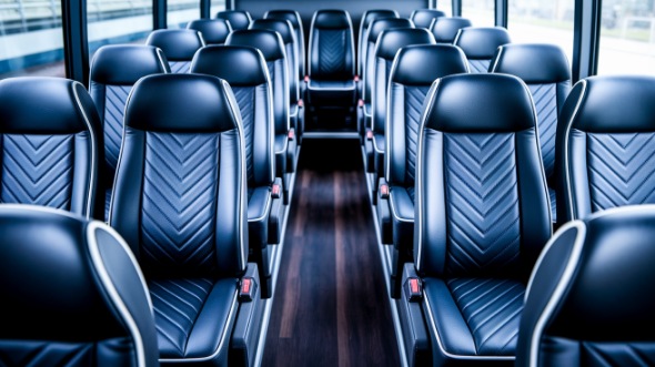 santa monica 30 passenger minibus rental